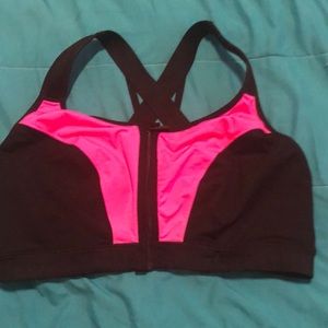 Sports bra